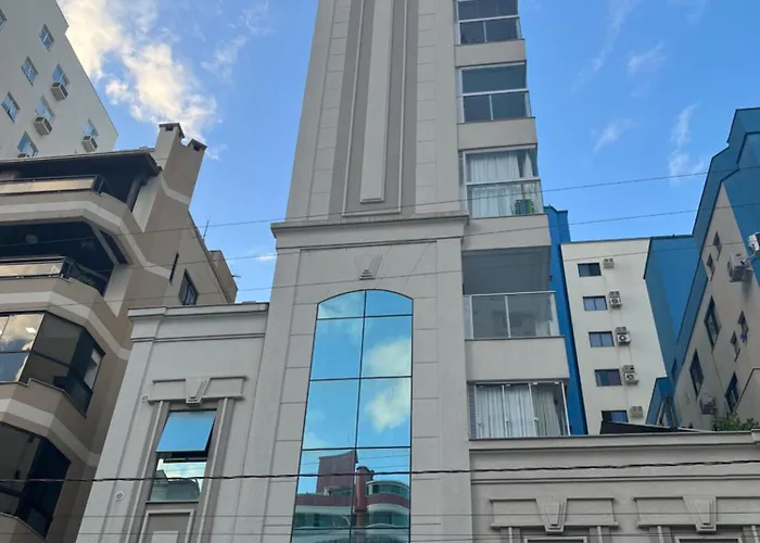 Apartamento 3 Suites A 100M Do Mar